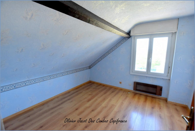 Maison - 93 m² - 4 pièces