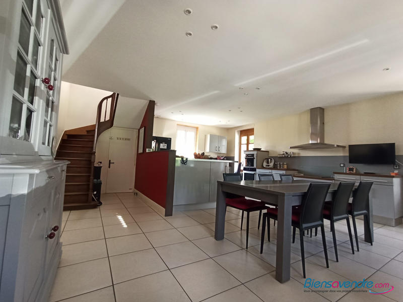 Bastide - 360 m² - 11 pièces