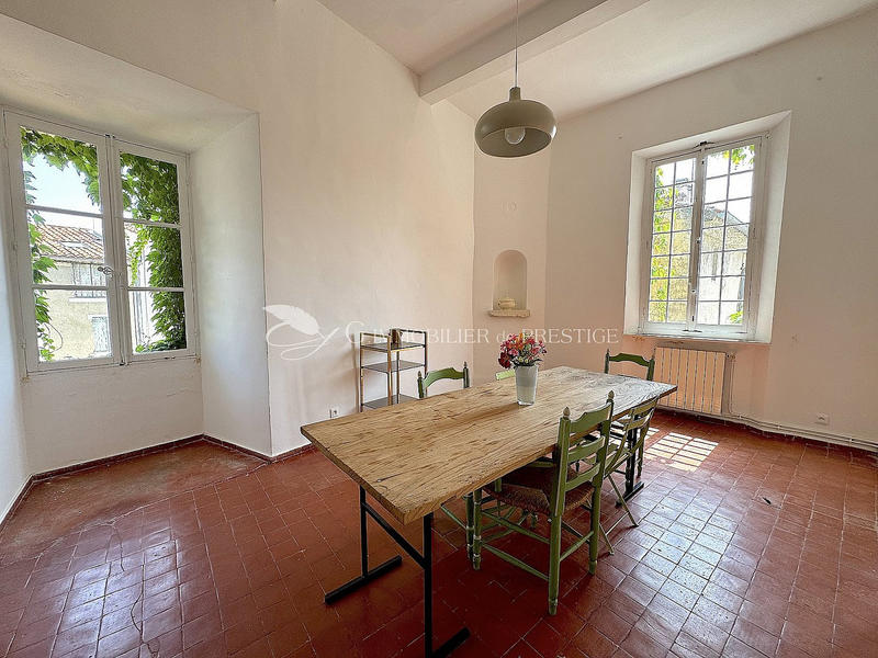 Maison de village - 200 m² - 9 pièces