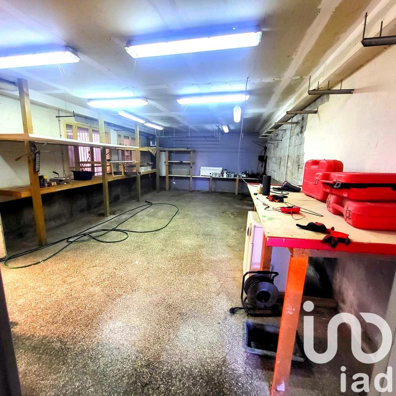 Maison - 130 m² - 9 pièces