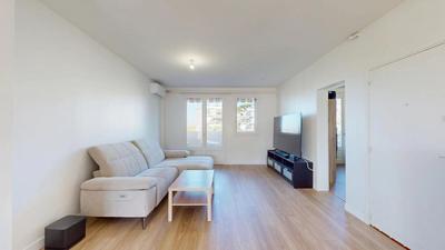 Appartement - 81 m² - 3 pièces