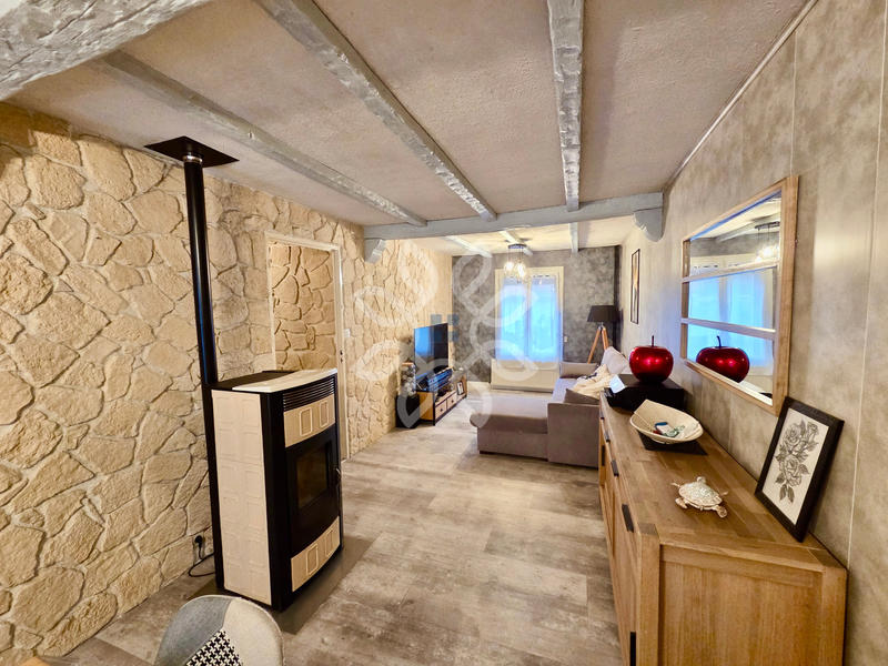 Maison - 140 m² - 7 pièces