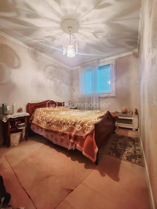 Appartement - 92 m² - 5 pièces