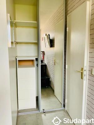 Chambre - 12 m² - 1 pièce