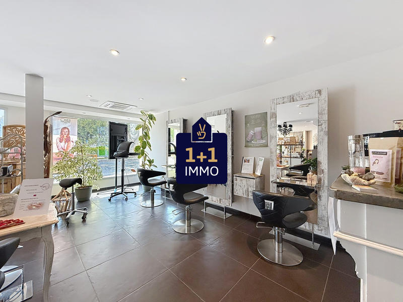 Local commercial - 108 m² - 5 pièces