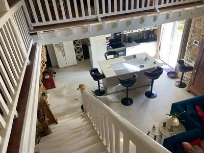 Propriété - 570 m² - 11 pièces