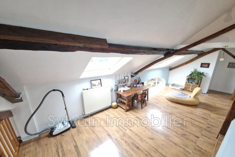 Maison - 243 m² - 10 pièces