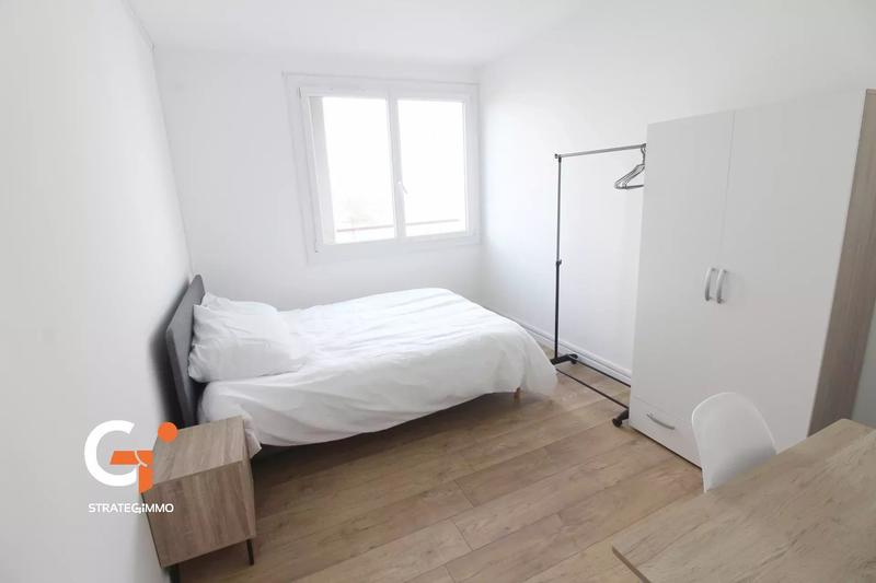 Appartement - 11 m² - 5 pièces