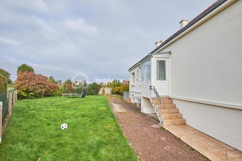 Maison traditionnelle - 130 m² - 6 pièces