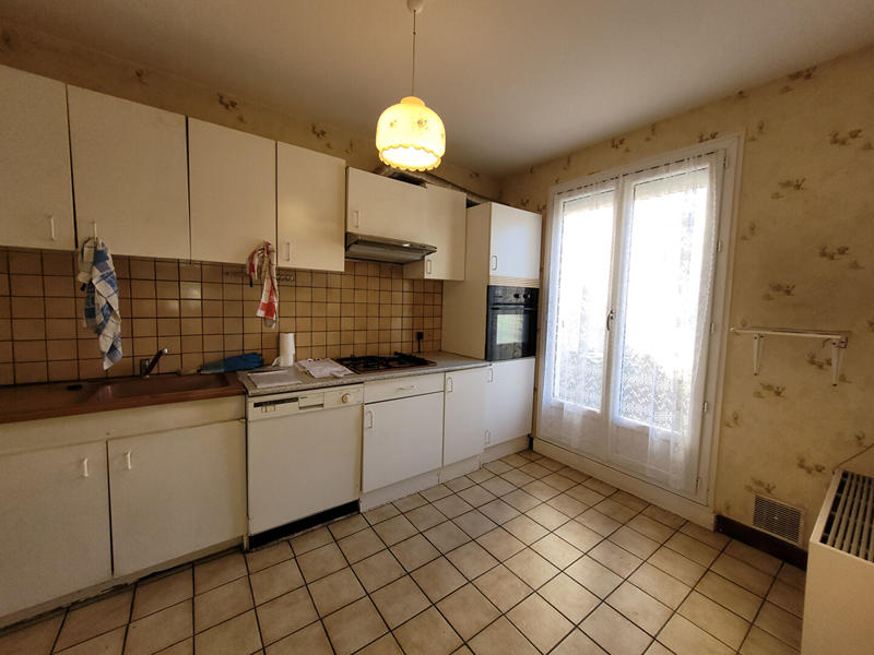 Maison - 94 m² - 5 pièces