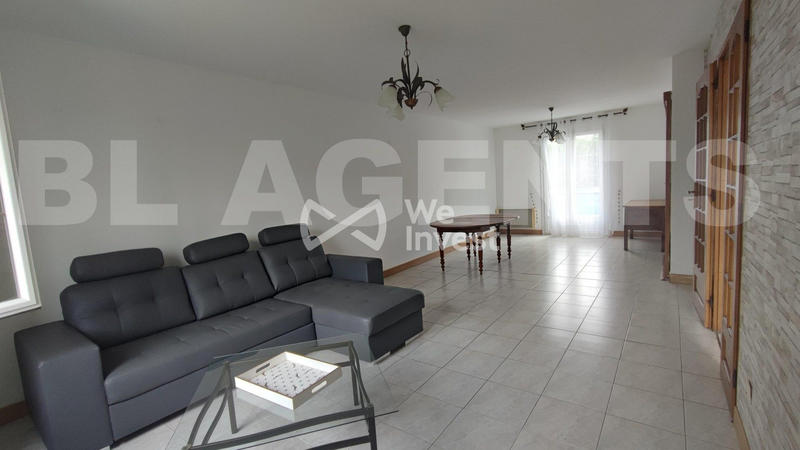 Maison traditionnelle - 135 m² - 7 pièces