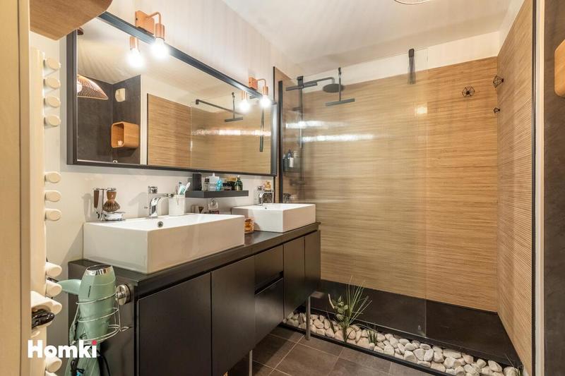 Appartement - 86 m² - 4 pièces