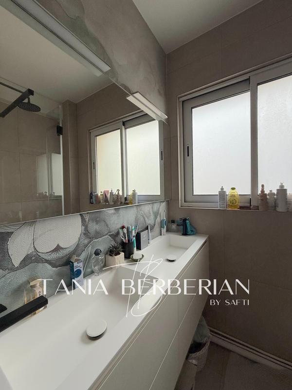 Appartement - 79 m² - 4 pièces