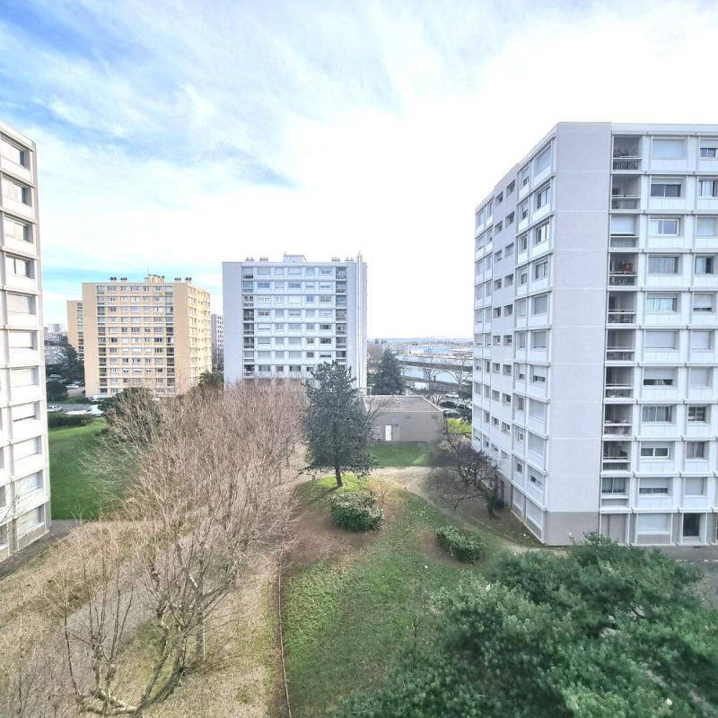 Appartement - 102 m² - 5 pièces