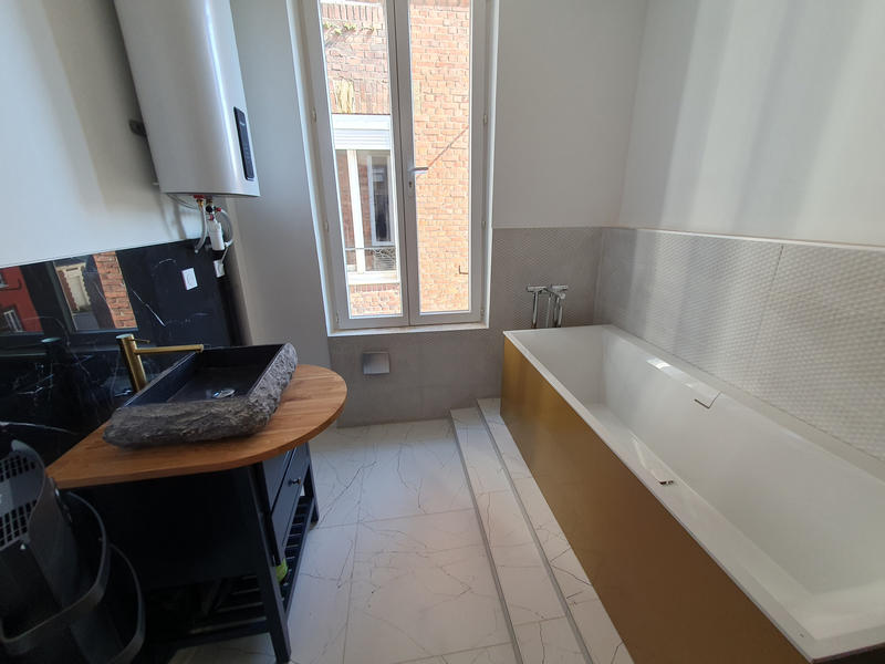 Appartement - 77 m² - 5 pièces