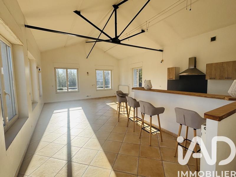 Appartement - 95 m² - 3 pièces