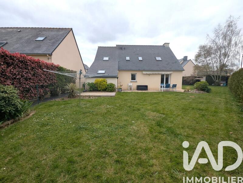 Maison - 104 m² - 5 pièces