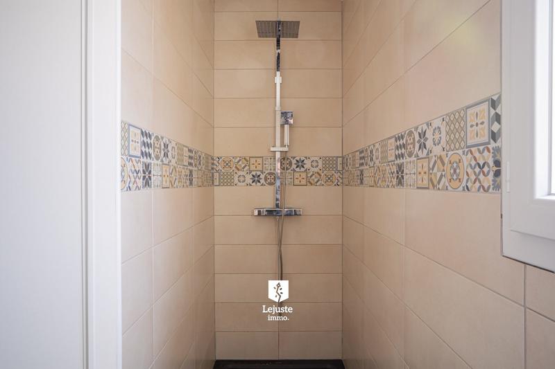 Maison contemporaine - 82 m² - 4 pièces