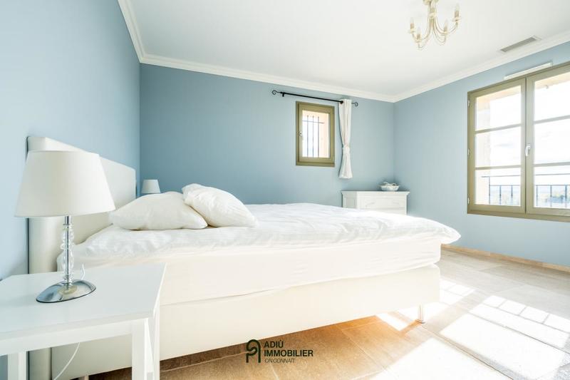 Maison en pierre - 157 m² - 6 pièces