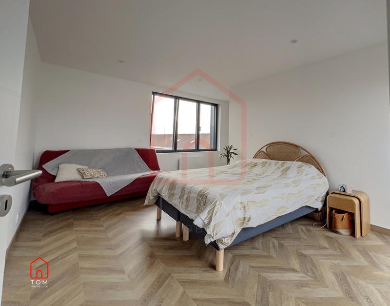 Maison - 180 m² - 5 pièces