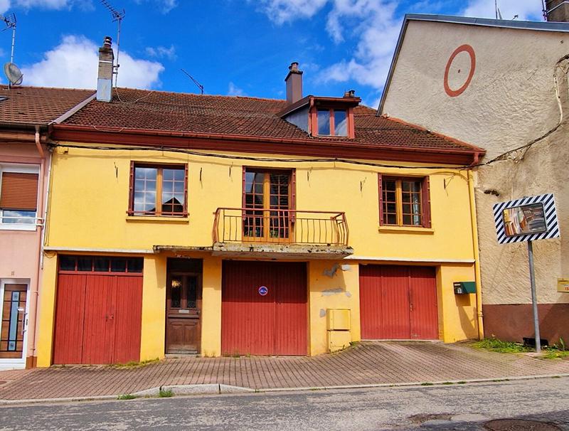 Maison - 125 m² - 9 pièces