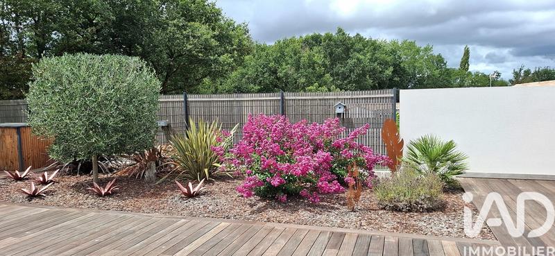 Maison - 104 m² - 4 pièces