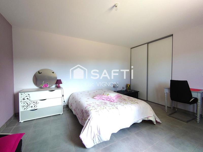 Maison - 200 m² - 7 pièces