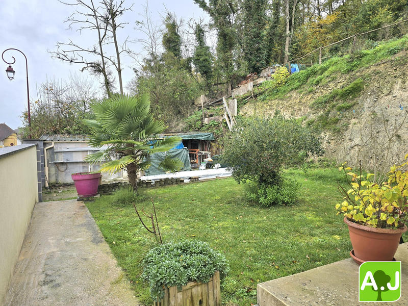 Maison - 92 m² - 5 pièces