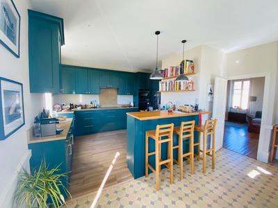 Maison - 139 m² - 7 pièces