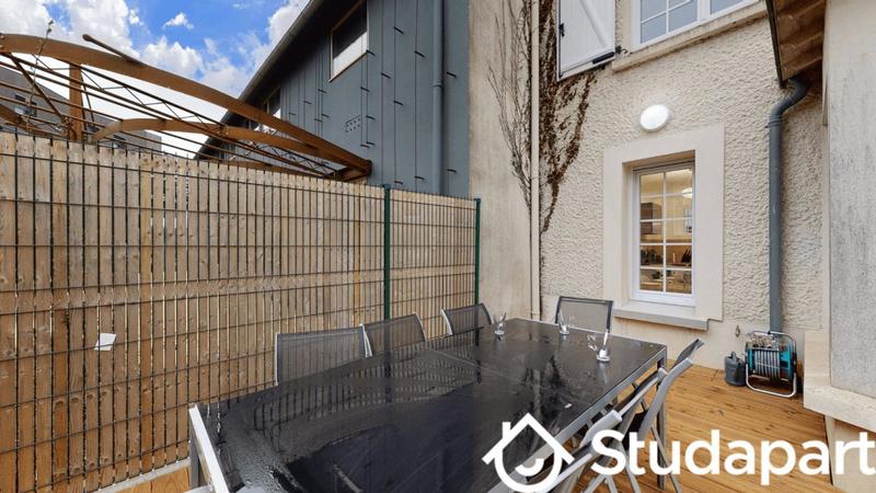 Chambre - 14 m² - 1 pièce