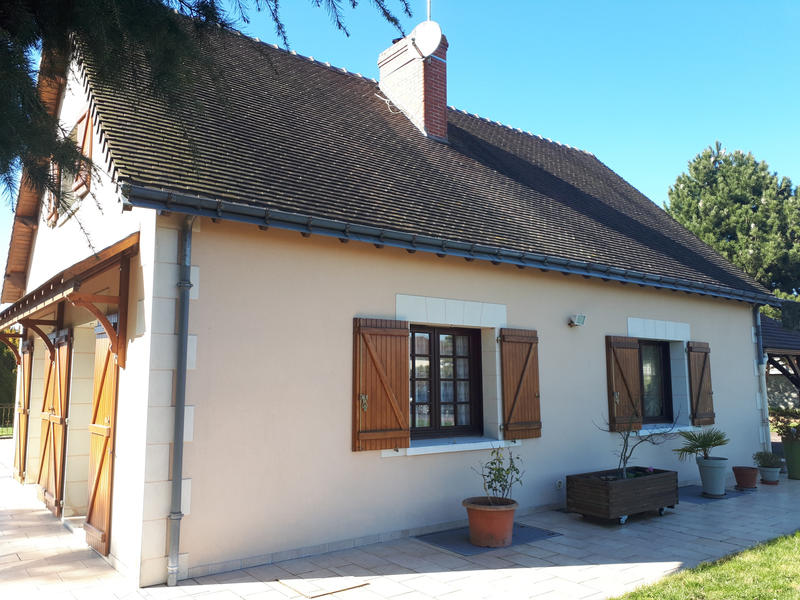 Maison - 247 m² - 7 pièces