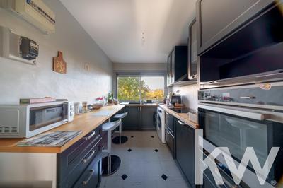 Appartement - 102 m² - 4 pièces