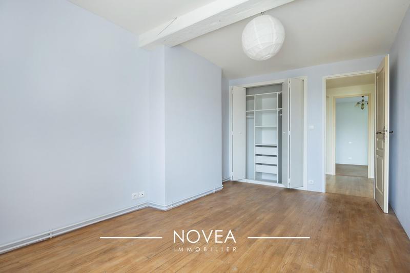 Maison ancienne - 210 m² - 5 pièces