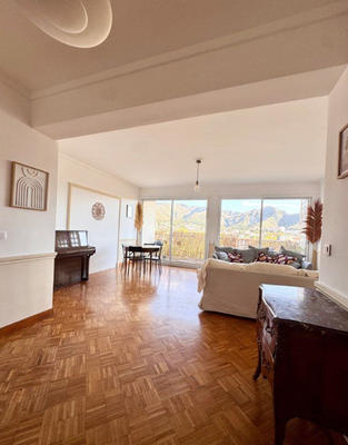 Appartement - 80 m² - 3 pièces