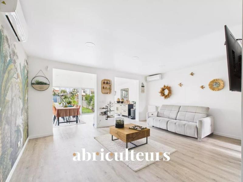 Maison - 100 m² - 6 pièces