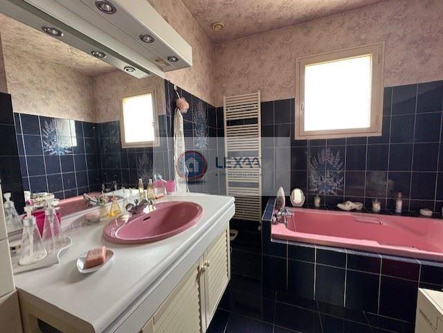 Maison - 165 m² - 5 pièces