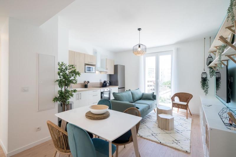 Appartement - 81 m² - 5 pièces