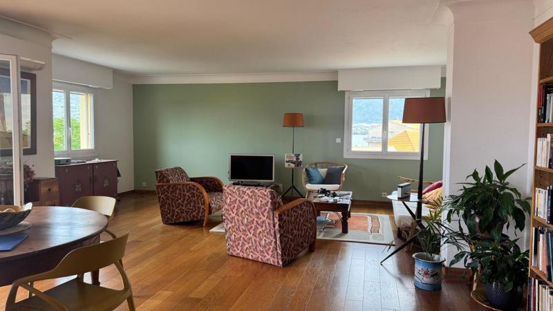 Appartement - 126 m² - 4 pièces