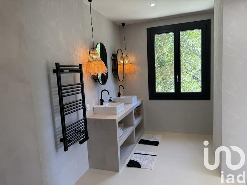 Maison - 151 m² - 6 pièces