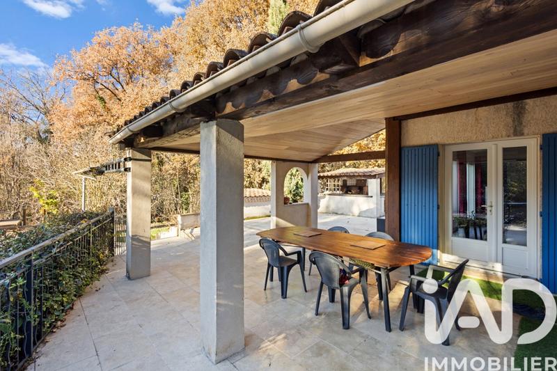 Maison - 170 m² - 5 pièces