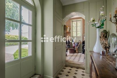 Maison - 434 m² - 10 pièces