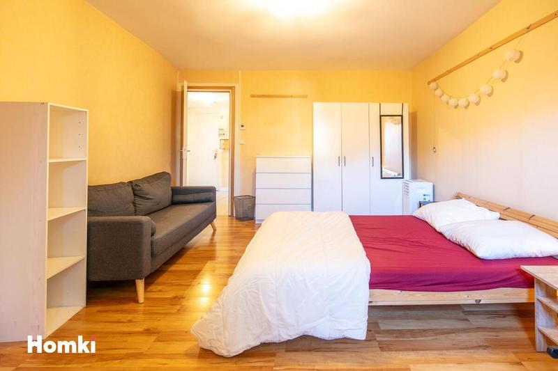 Appartement - 77 m² - 4 pièces