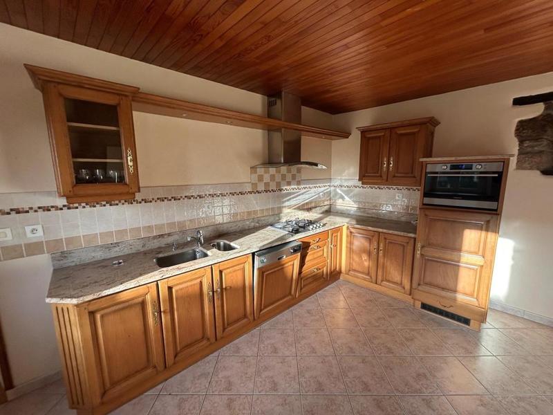 Maison - 170 m² - 6 pièces
