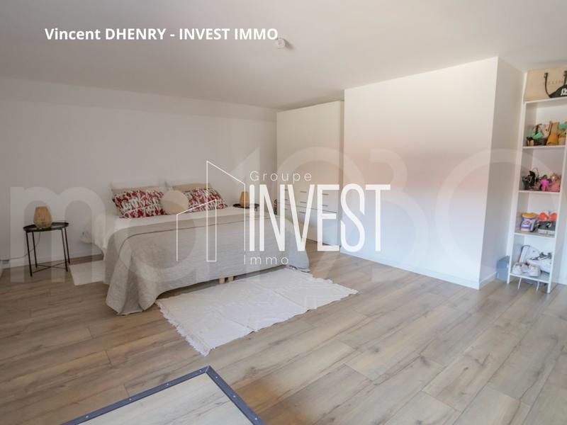 Loft - 120 m² - 3 pièces