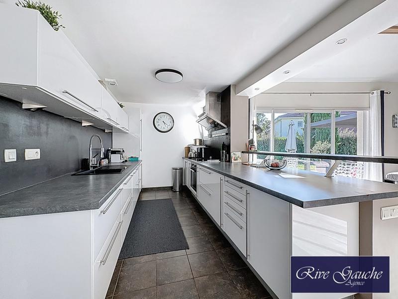 Maison - 152 m² - 6 pièces