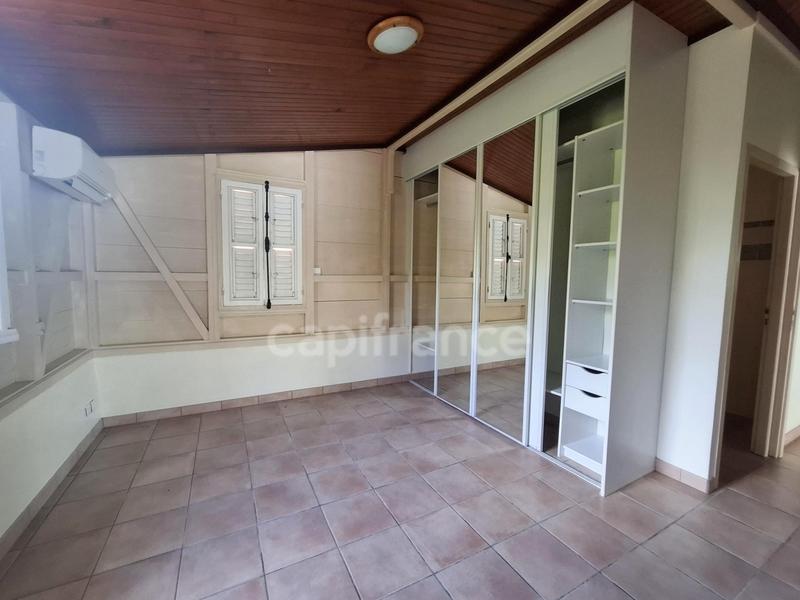 Maison - 158 m² - 7 pièces