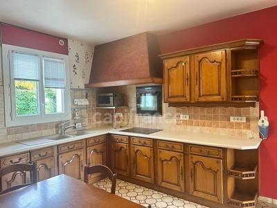 Maison - 179 m² - 9 pièces