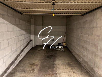 Parking / Garage - 16 m²