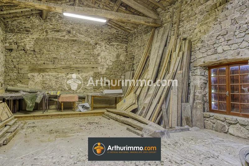 Maison - 189 m² - 8 pièces