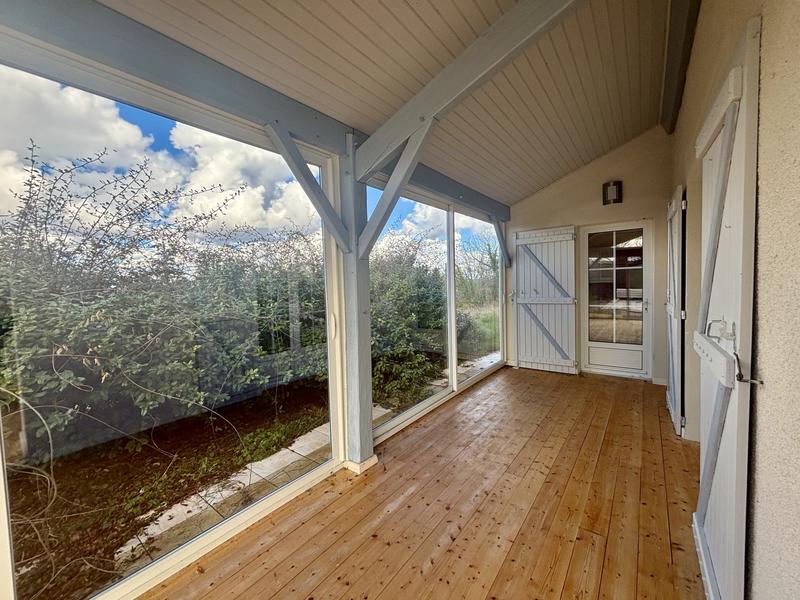 Maison traditionnelle - 264 m² - 8 pièces